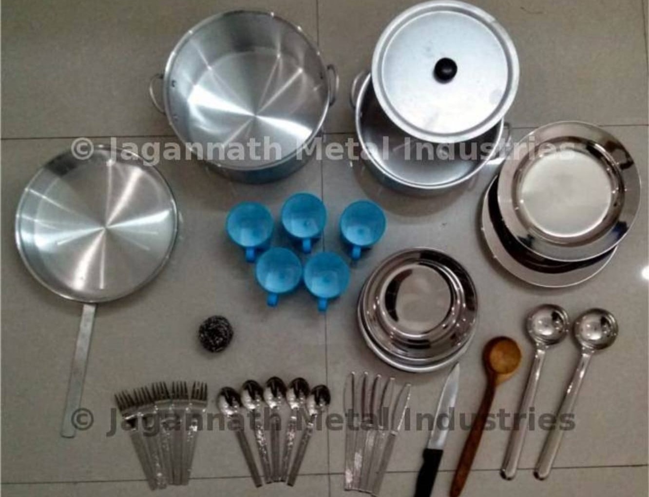 Aluminium and Stainless Steel Utensils – Crafted for Durability & Daily Use